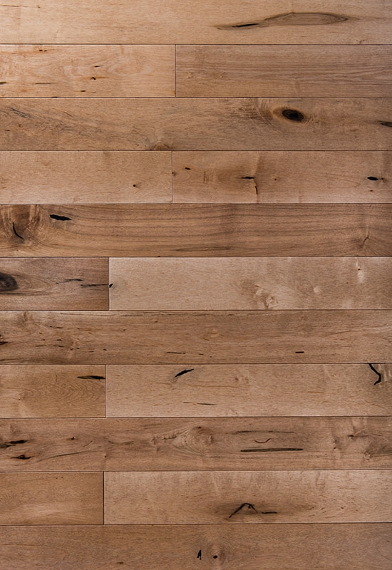 Čínský javor 90 Flo jsou ploché dřevěné podlahy